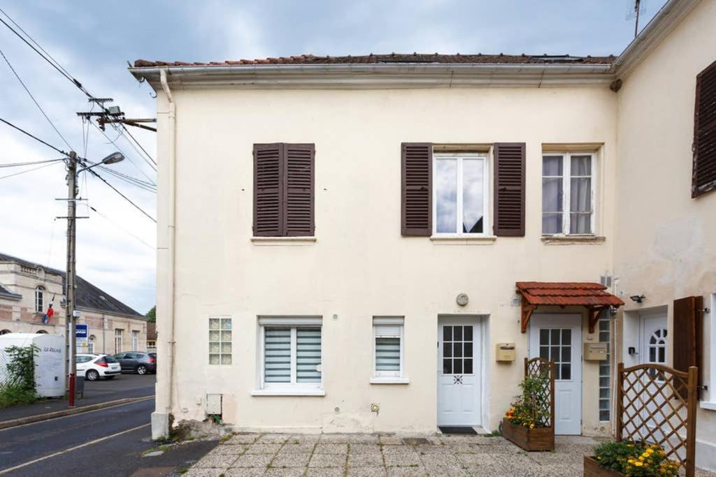 Ravissant Studio Prive 2 Pieces "Le Cosy" Tout Equipe Monchy-Saint-Eloi Экстерьер фото